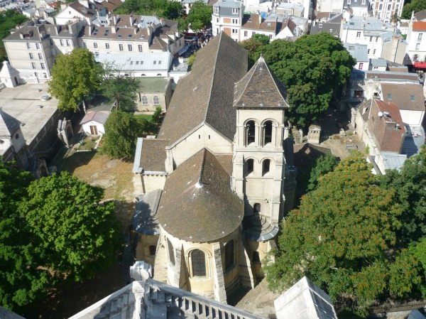 City Break PARIS Romanesque Gothic 10