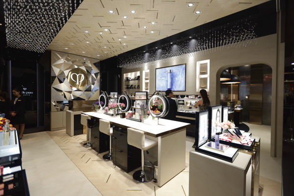 Cle de Peau beaute Flagship store 1